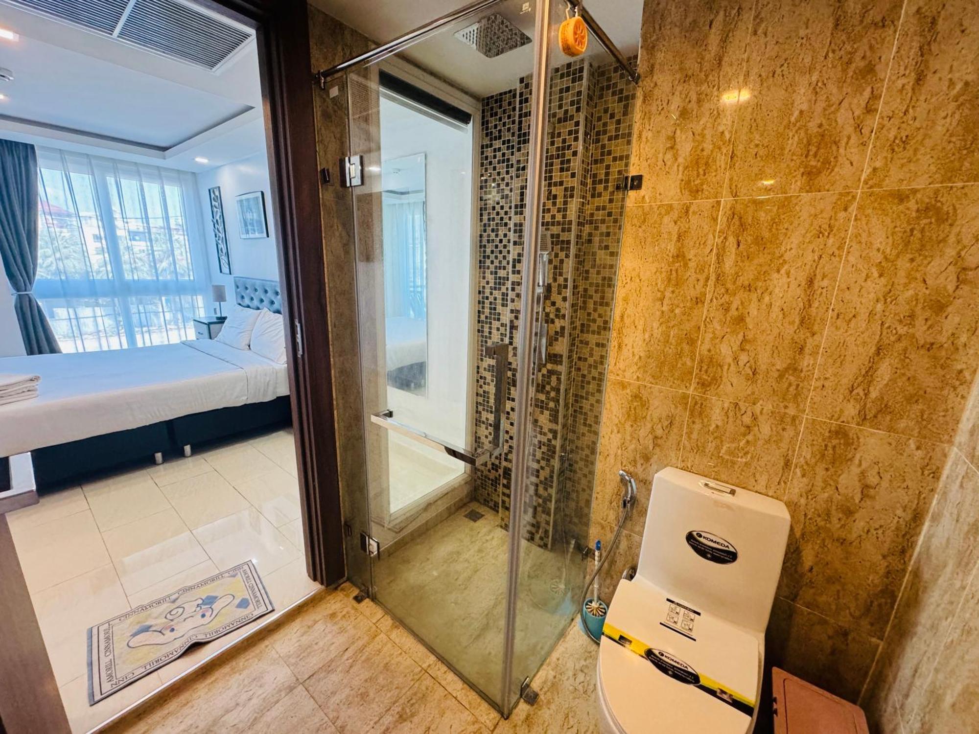 Grand Avenue Conde Pattaya Apartment Exterior photo